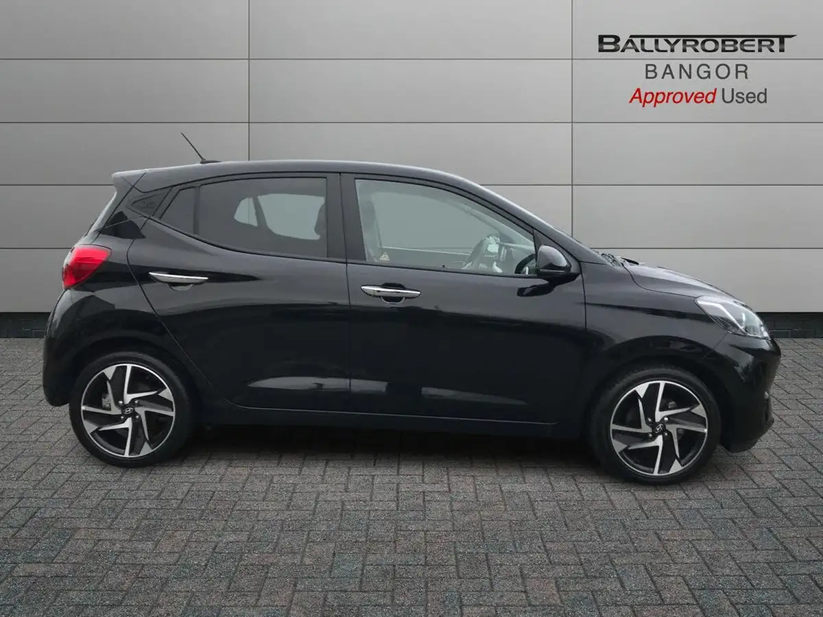 2023-hyundai-i10-10-premium-auto-big-8