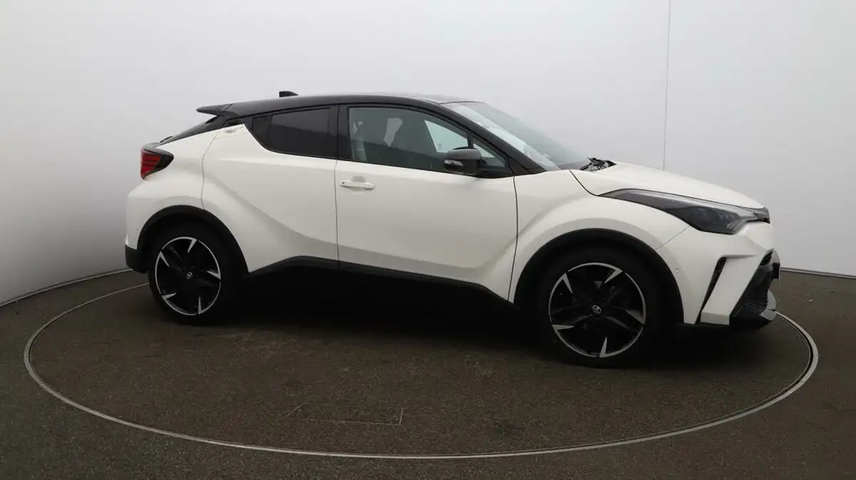 2022-toyota-c-hr-18-vvt-i-gr-sport-big-38