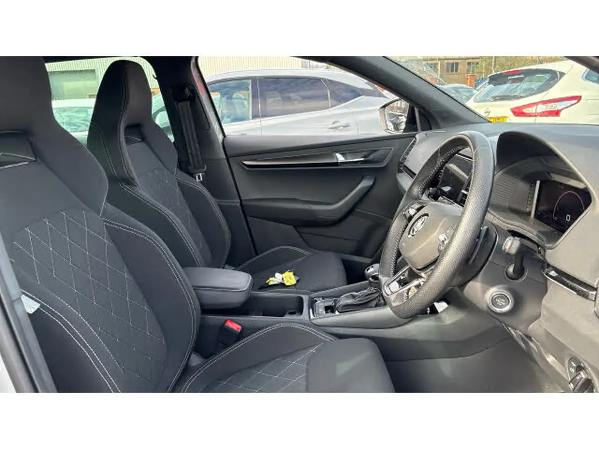 2023-skoda-karoq-15-tsi-sportline-dsg-big-14