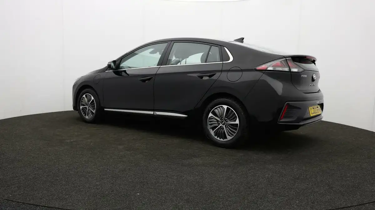 2022-hyundai-ioniq-16-gdi-premium-plug-in-hybrid-big-67
