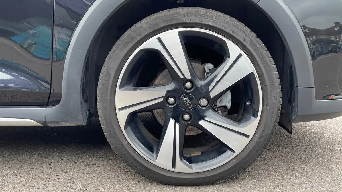 2023-ford-fiesta-10t-active-125ps-hybrid-mhev-powershift-big-19