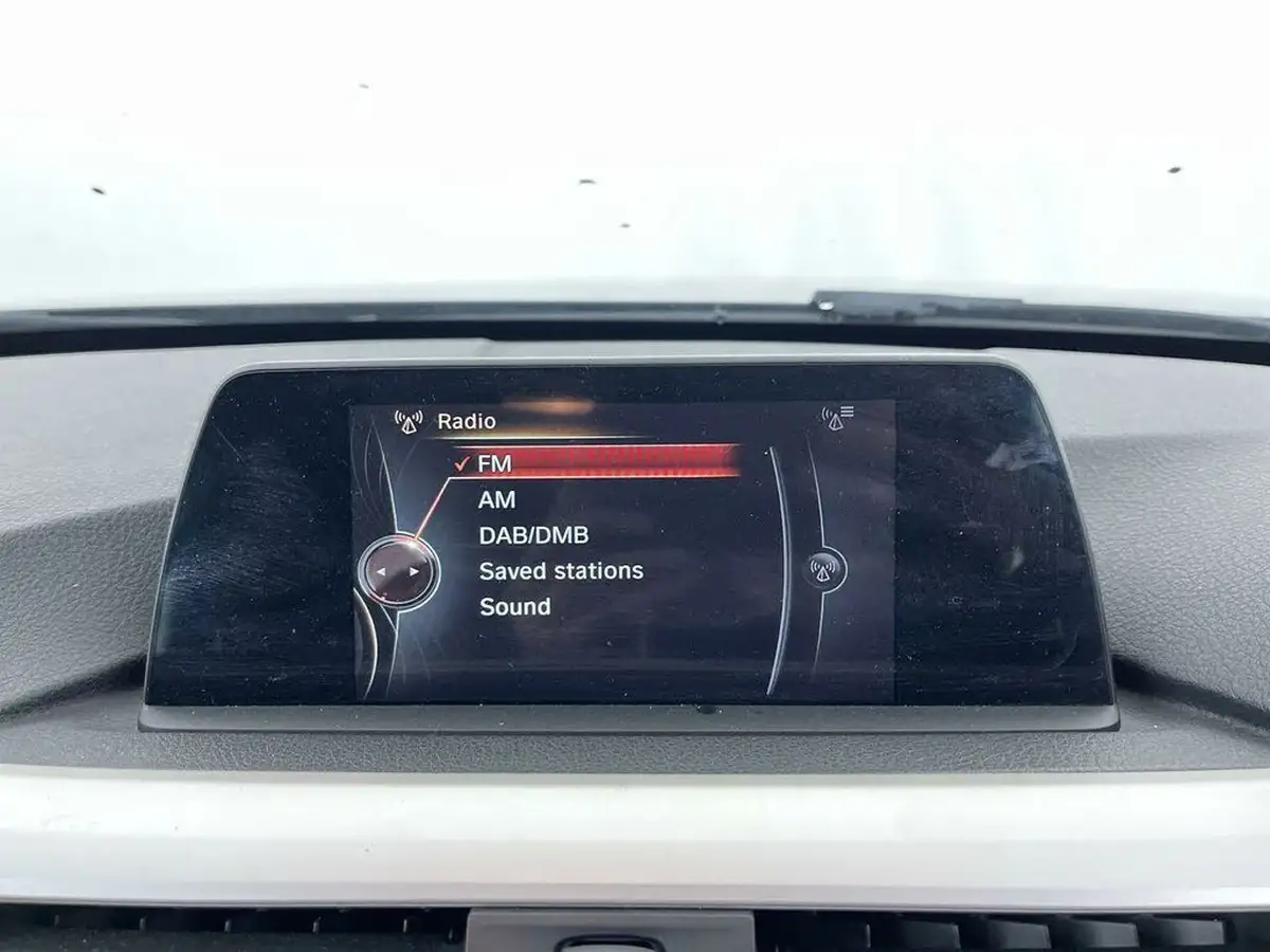 2017-bmw-3-series-15-318i-se-touring-5d-auto-big-27