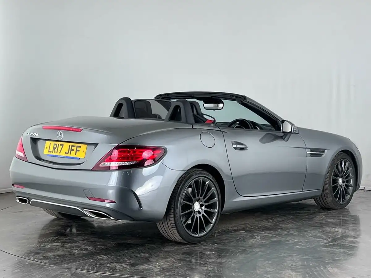 2017-mercedes-benz-slc-21d-slc250d-amg-line-big-4