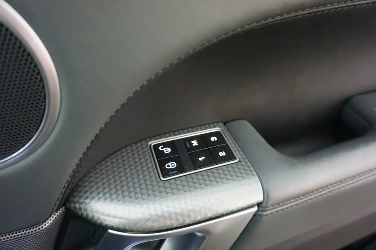 2014-land-rover-range-rover-sport-44-sdv8-autobiography-dynamic-44-sdv8-big-24