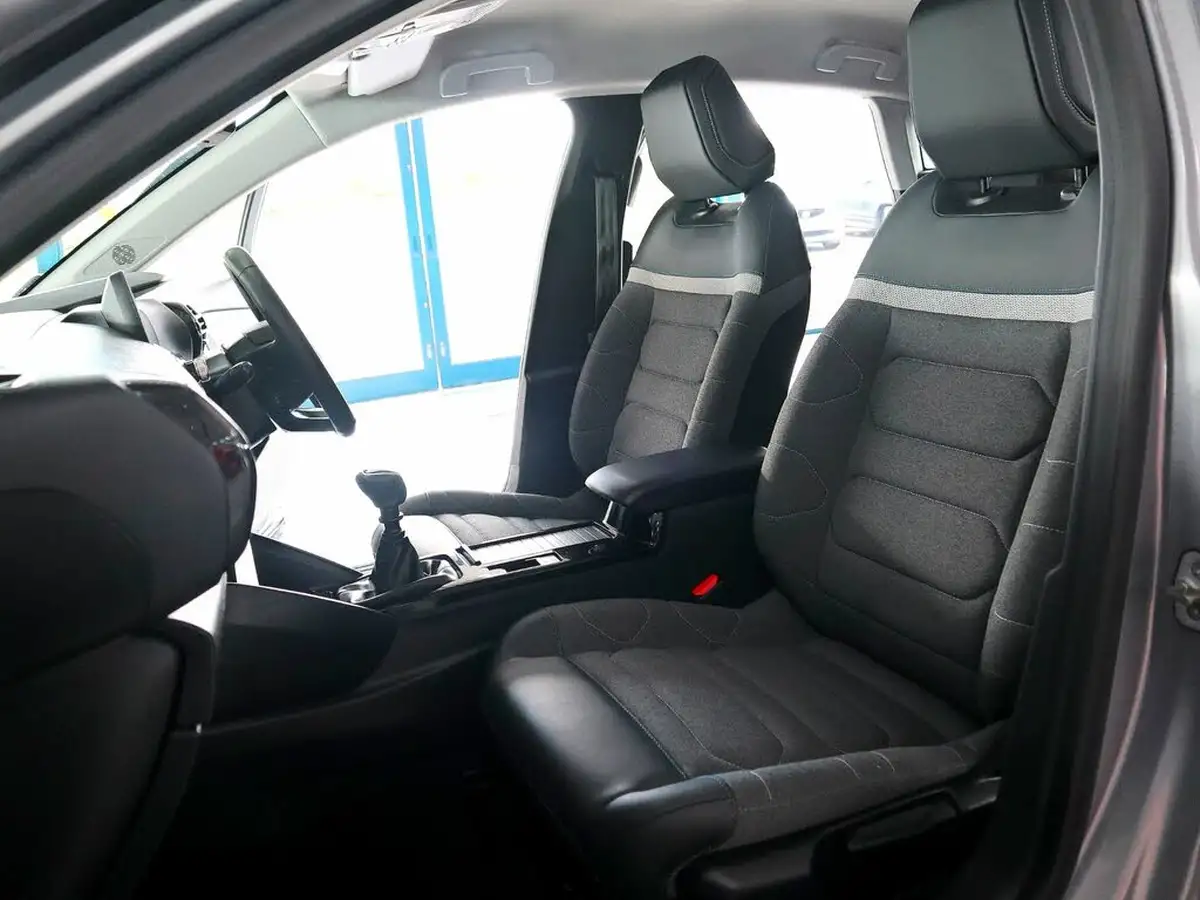 2022-citroen-c4-12-puretech-sense-big-20