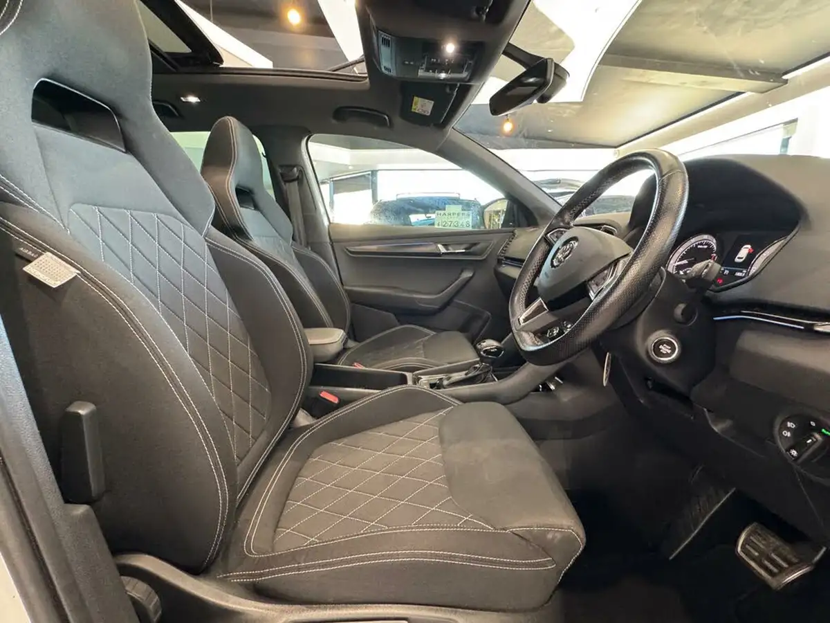 2020-skoda-karoq-15-tsi-sportline-dsg-big-19
