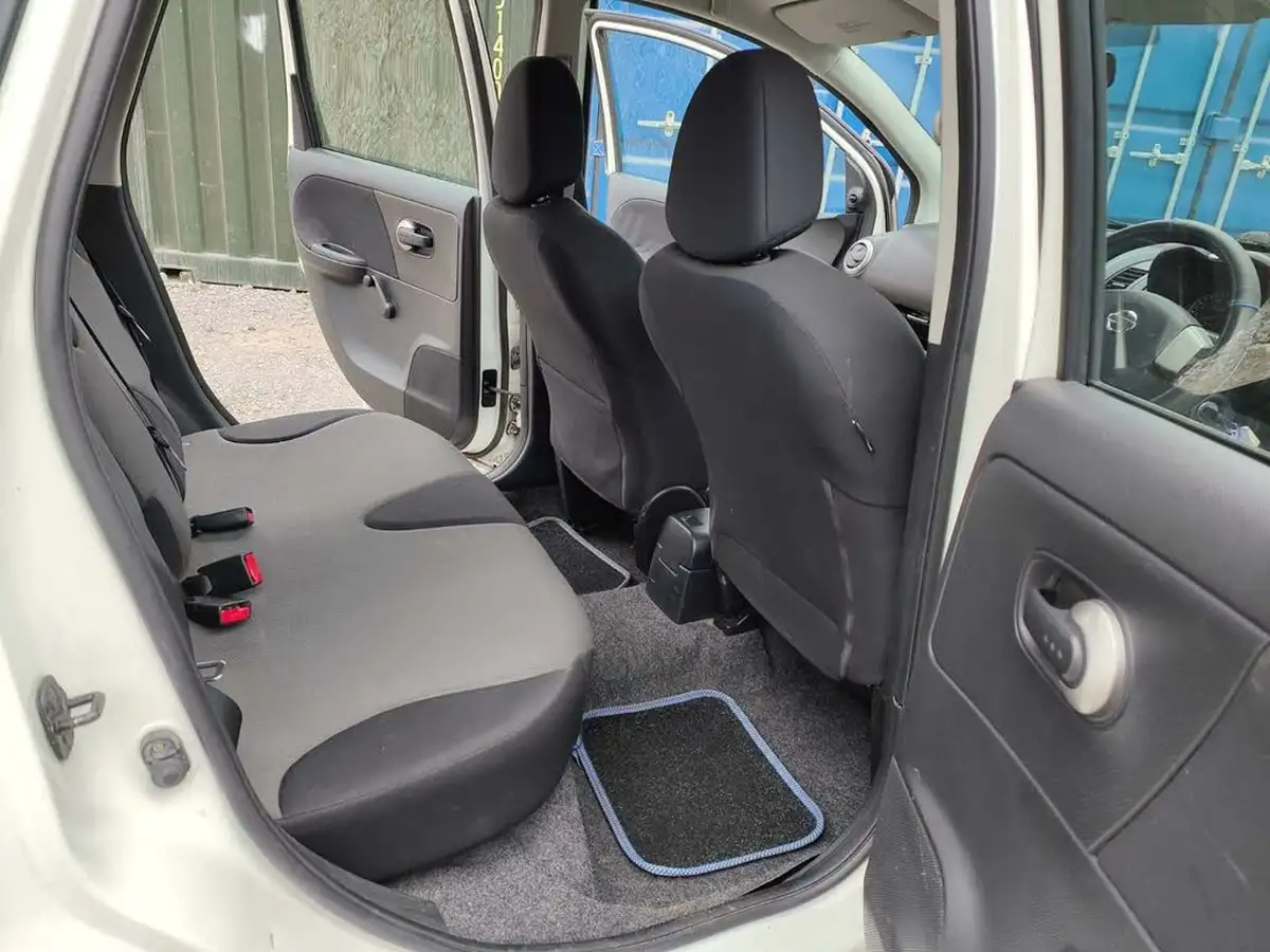 2010-nissan-note-14-visia-16v-ac-big-40