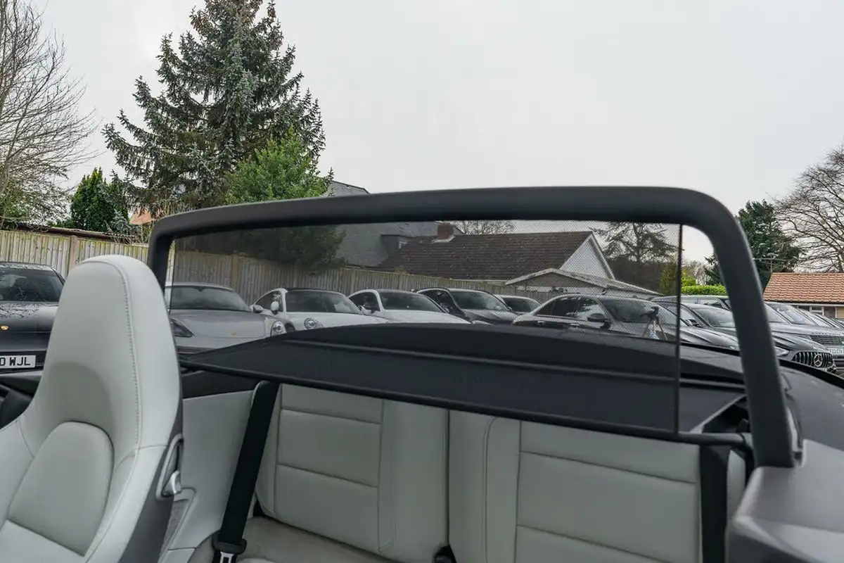 2012-porsche-911-38-carrera-s-400bhp-cabriolet-pdk-big-34