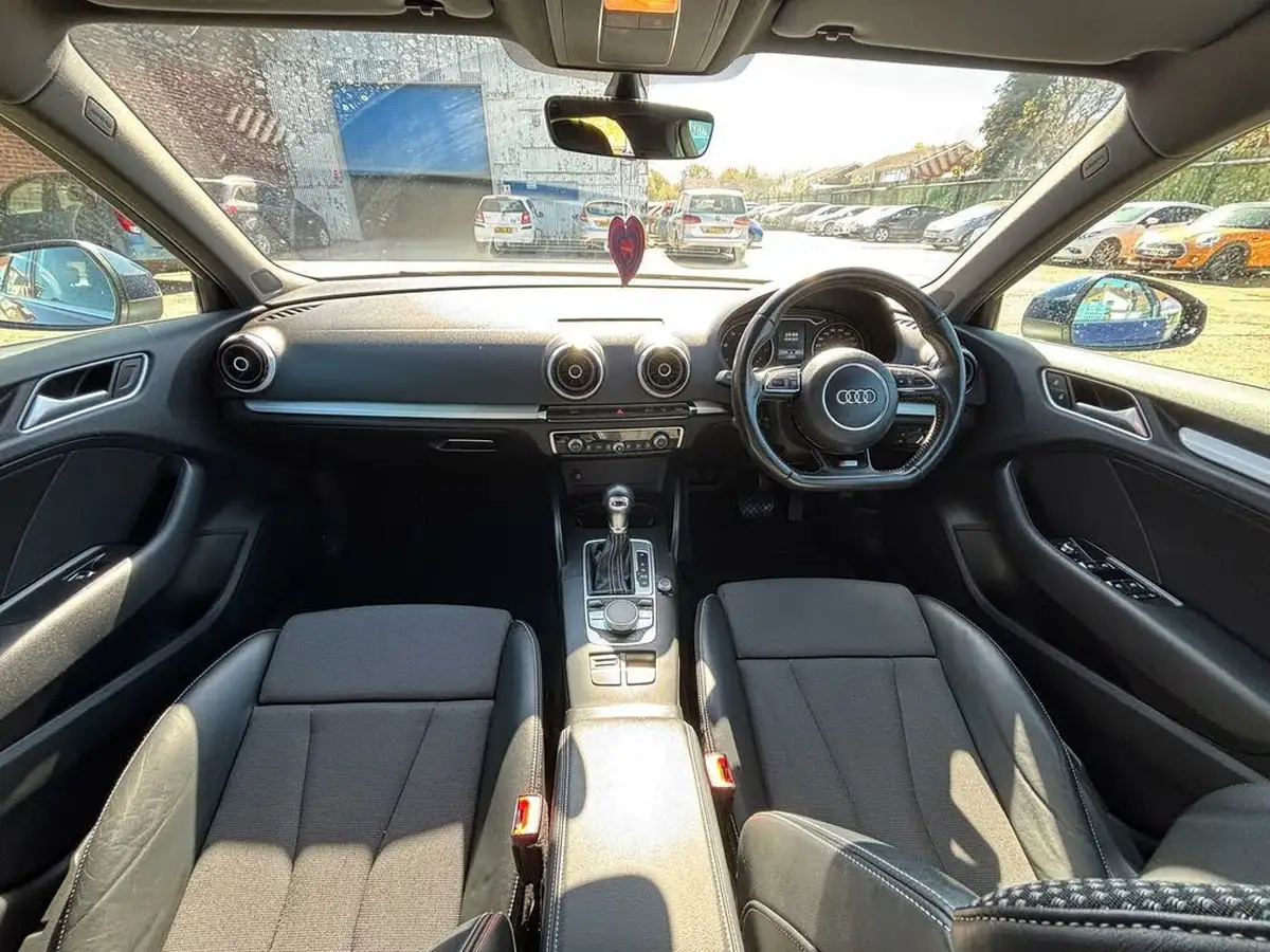 2016-audi-a3-20-tdi-s-line-150ps-nav-ss-sportback-5d-tronic-big-30