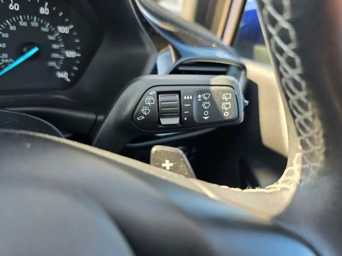 2017-ford-fiesta-10t-zetec-100ps-ecoboost-ss-5d-powershift-big-31