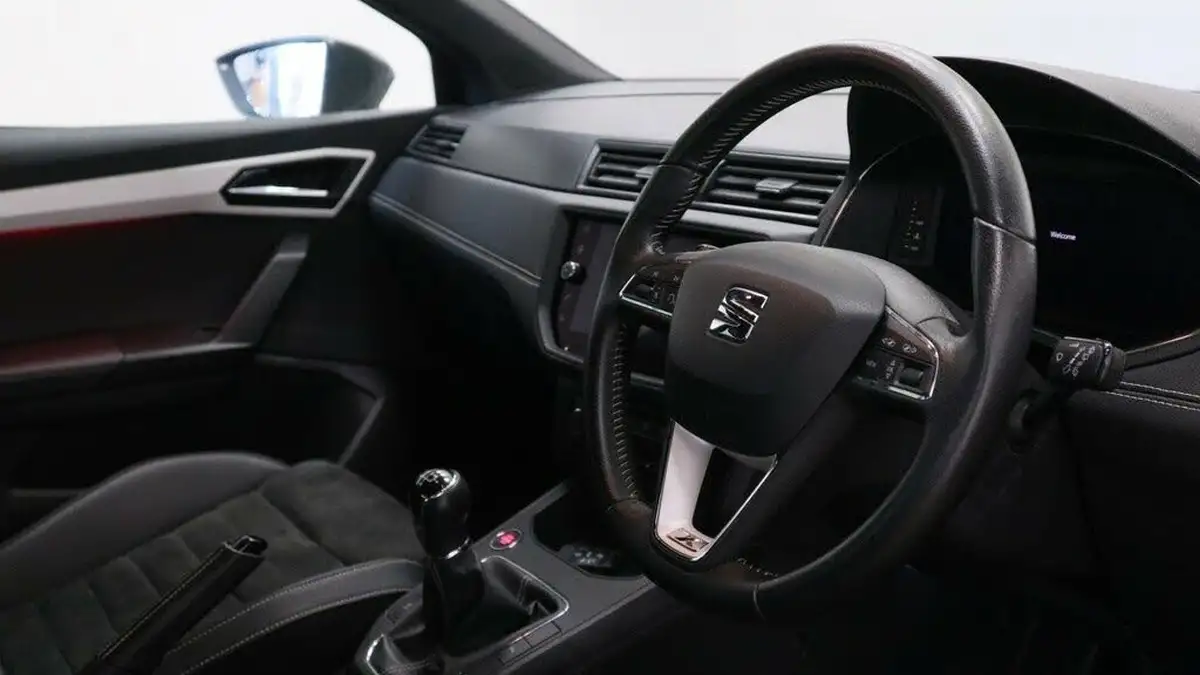 2021-seat-ibiza-10-tsi-xcellence-lux-95ps-big-1