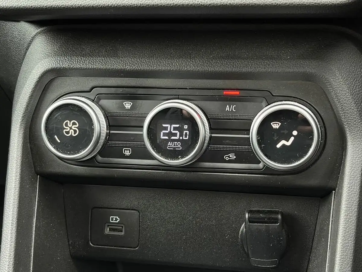 2022-dacia-jogger-10-tce-extreme-se-big-24