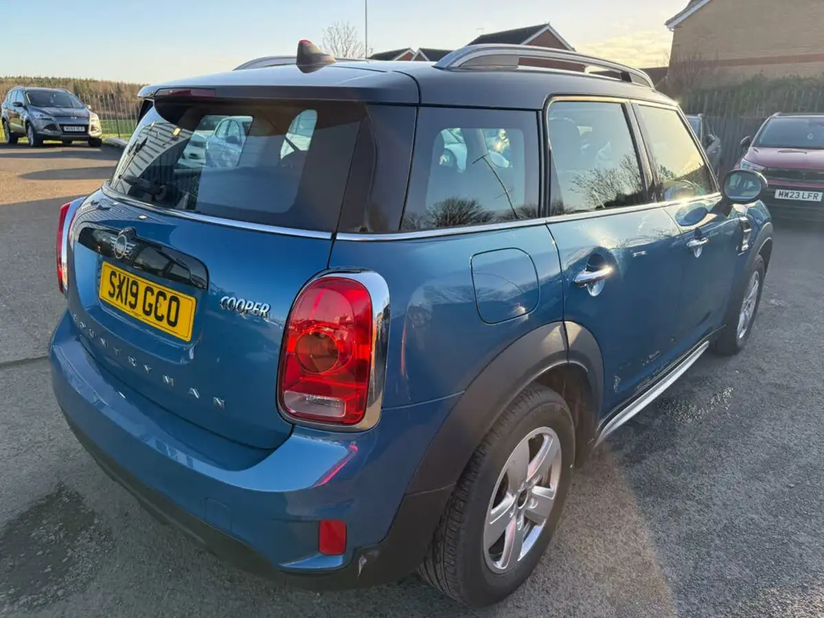 2019-mini-countryman-15-cooper-classic-big-18
