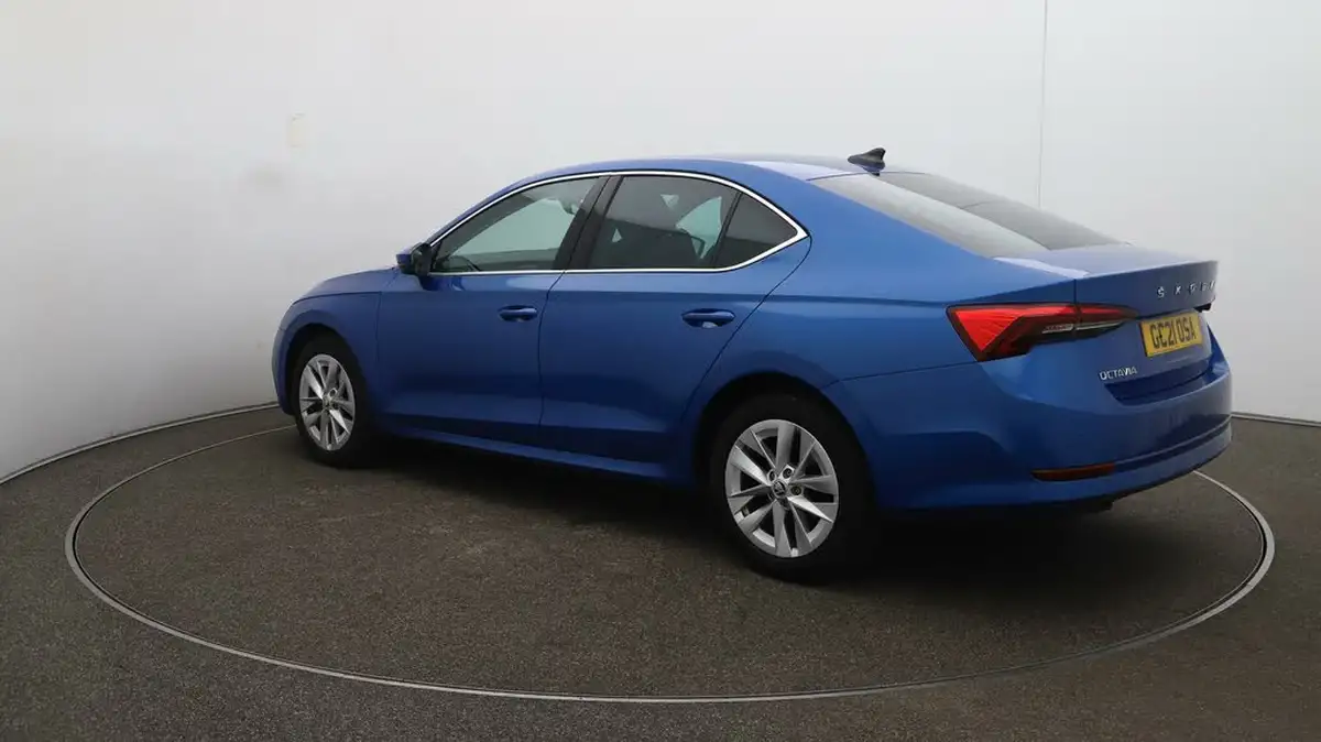 2021-skoda-octavia-15-tsi-se-l-hatchback-big-61