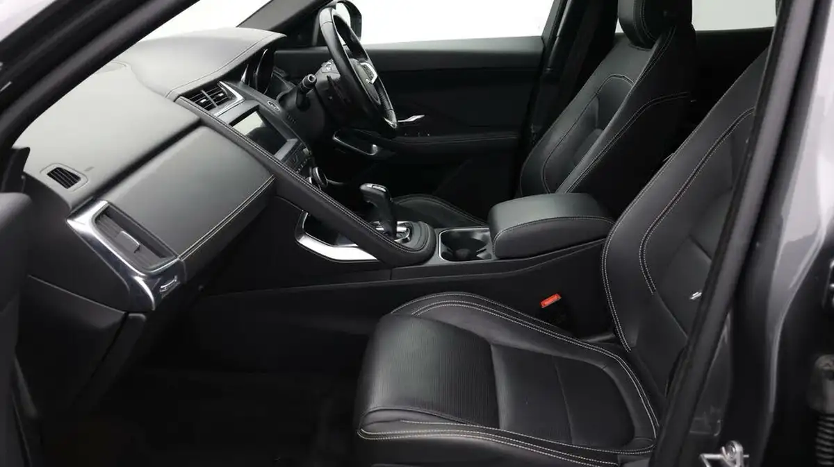 2019-jaguar-e-pace-20-i4d-r-dynamic-se-180ps-awd-auto-big-13