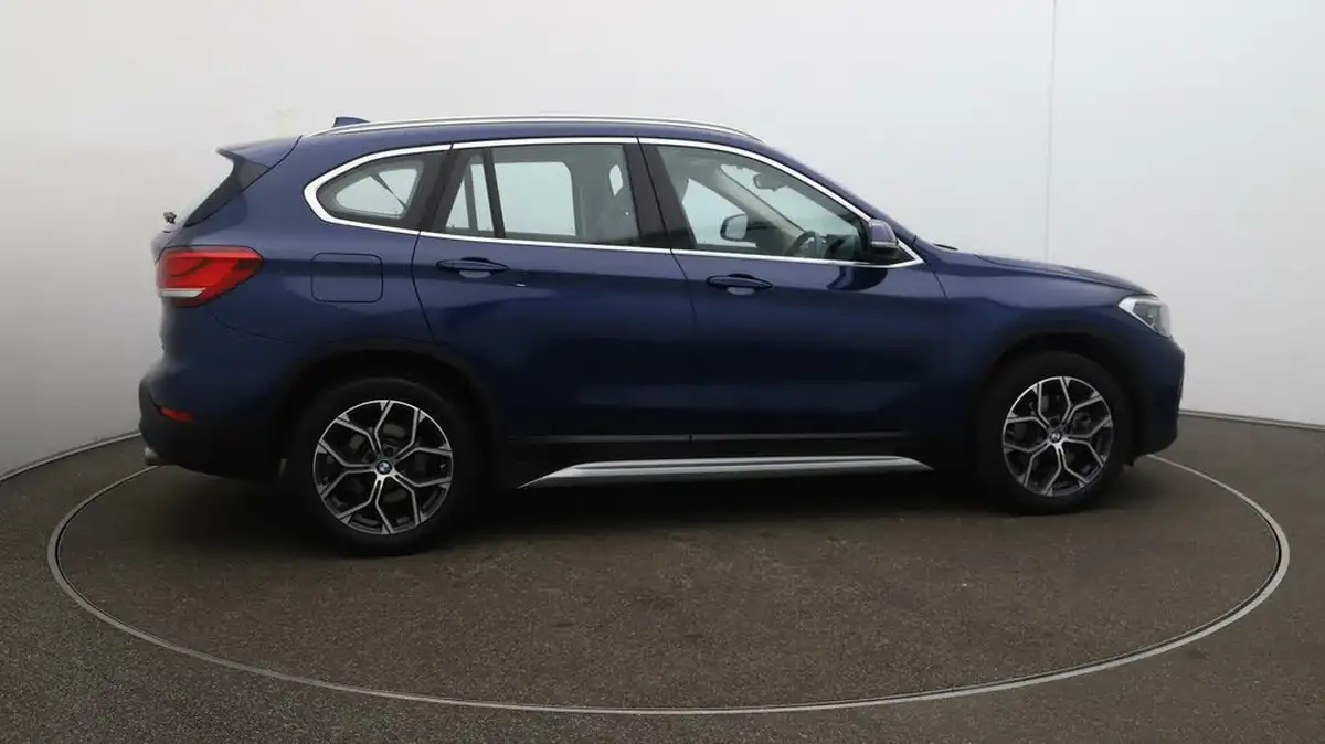 2019-bmw-x1-20-xdrive20i-xline-big-48