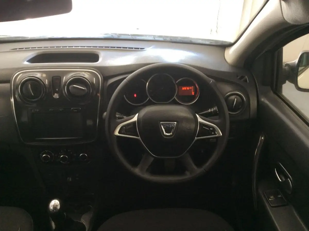 2019-dacia-sandero-10-sce-comfort-big-21