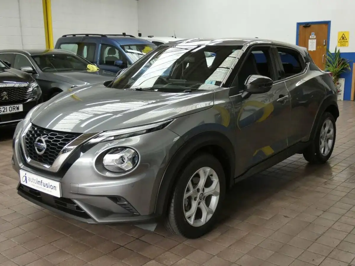 2021-nissan-juke-10-dig-t-n-connecta-big-6