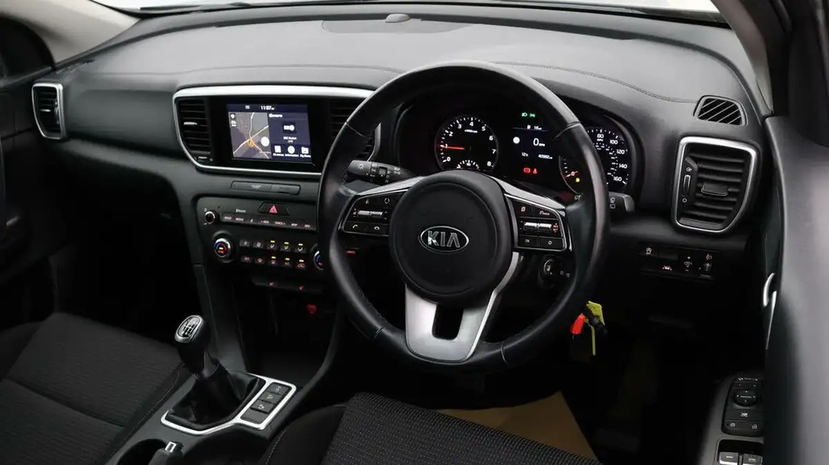 2019-kia-sportage-16-t-gdi-2-big-8