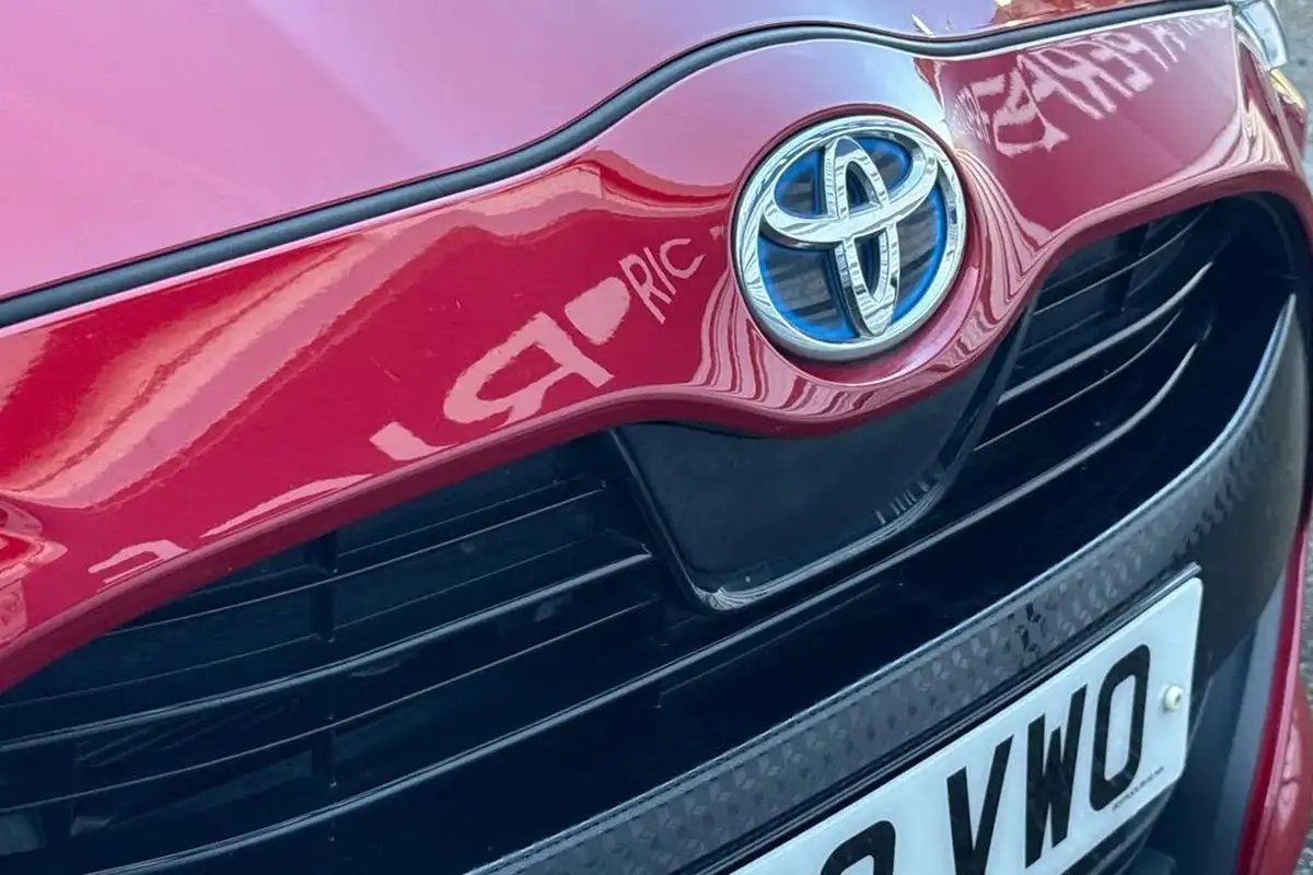 2022-toyota-yaris-15-vvt-i-design-big-37
