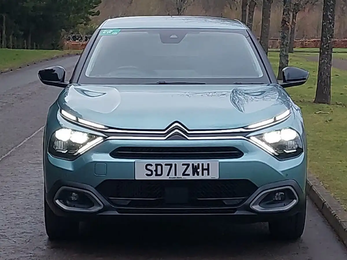 2021-citroen-c4-12-puretech-shine-130ps-big-17