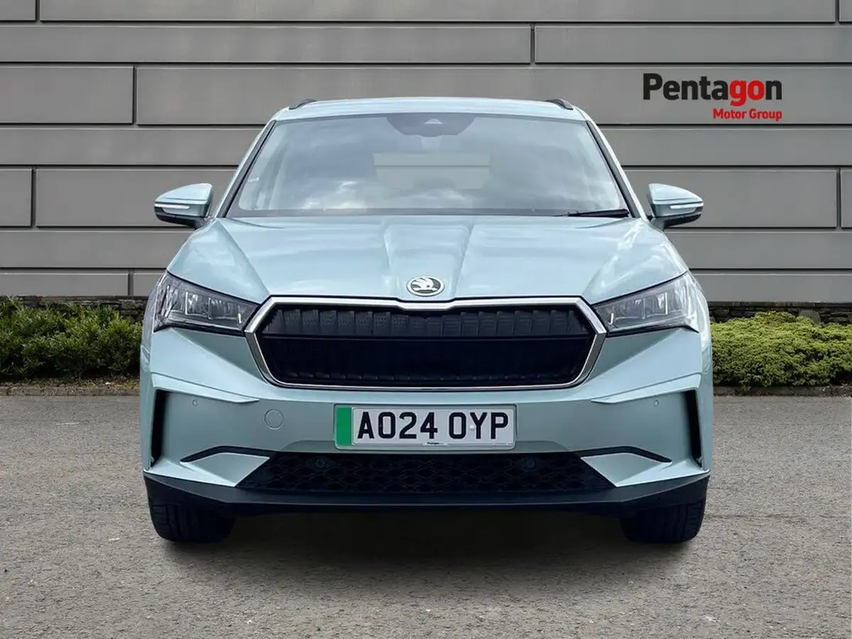 2023-skoda-enyaq-e-60-big-12