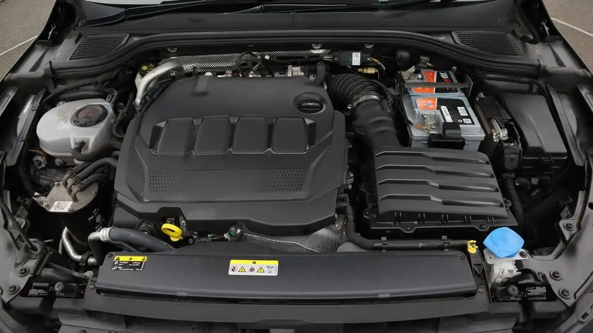 2021-volkswagen-golf-20tdi-gtd-big-19