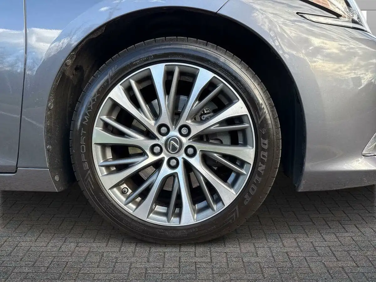 2021-lexus-es-300h-25-es-218bhp-without-navigation-big-10