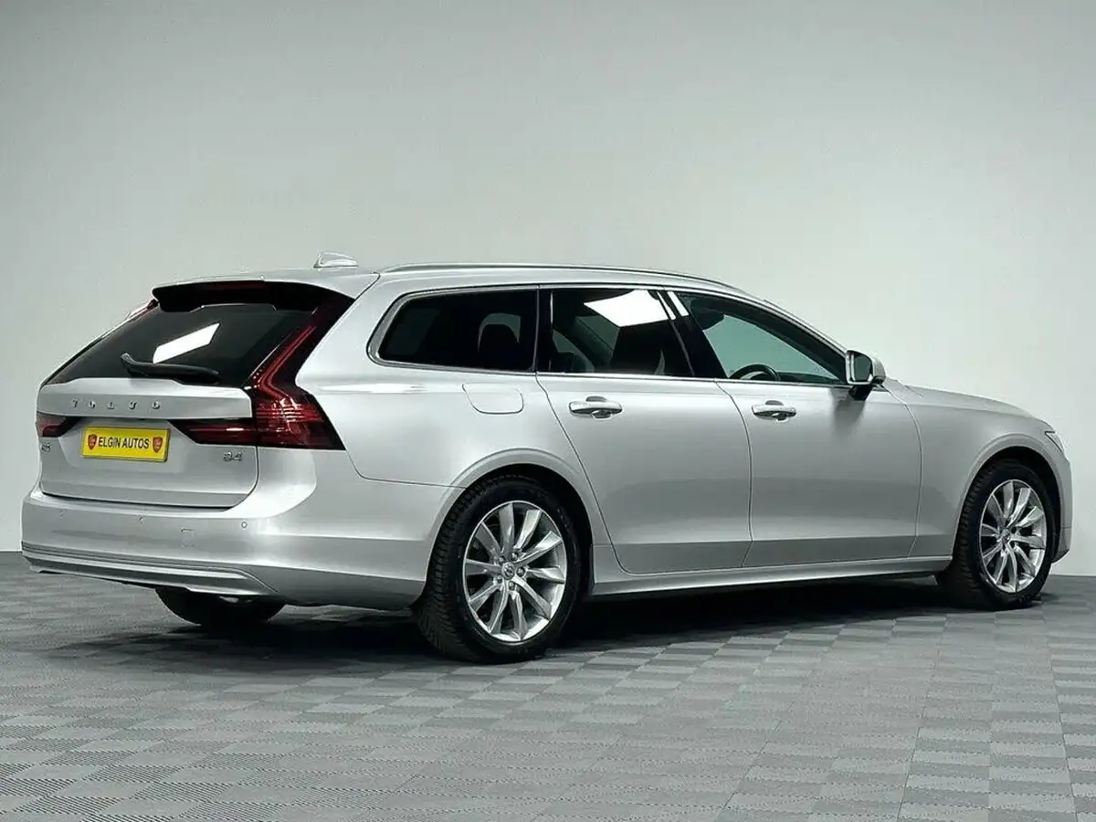 2021-volvo-v90-20-b4-momentum-big-5
