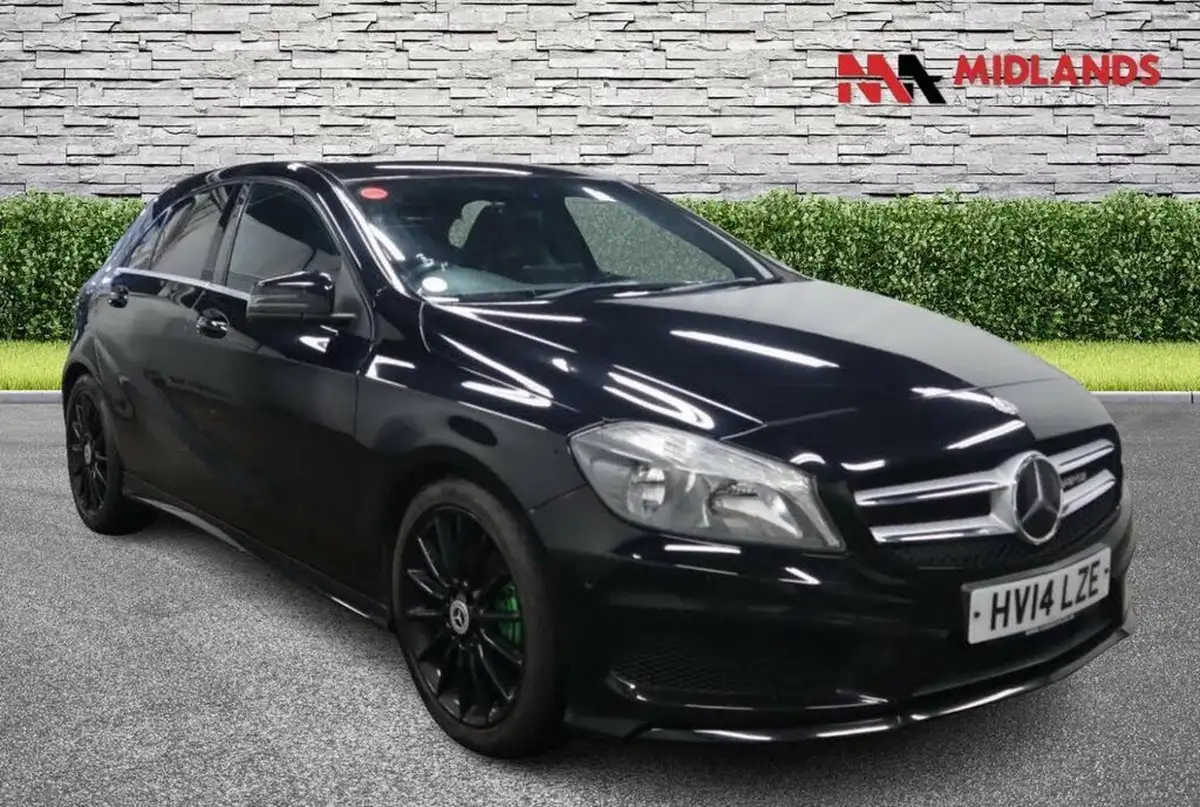 2014-mercedes-benz-a-class-21cdi-a200-amg-sport-big-0
