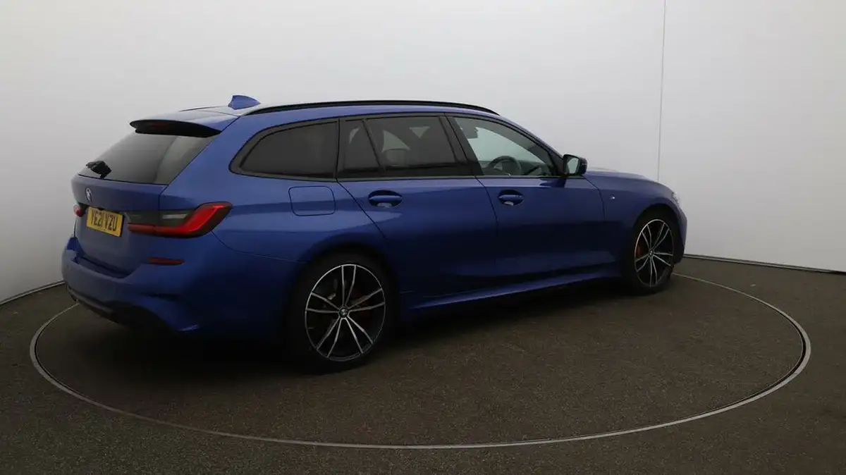 2021-bmw-3-series-20-330e-m-sport-touring-5d-big-44