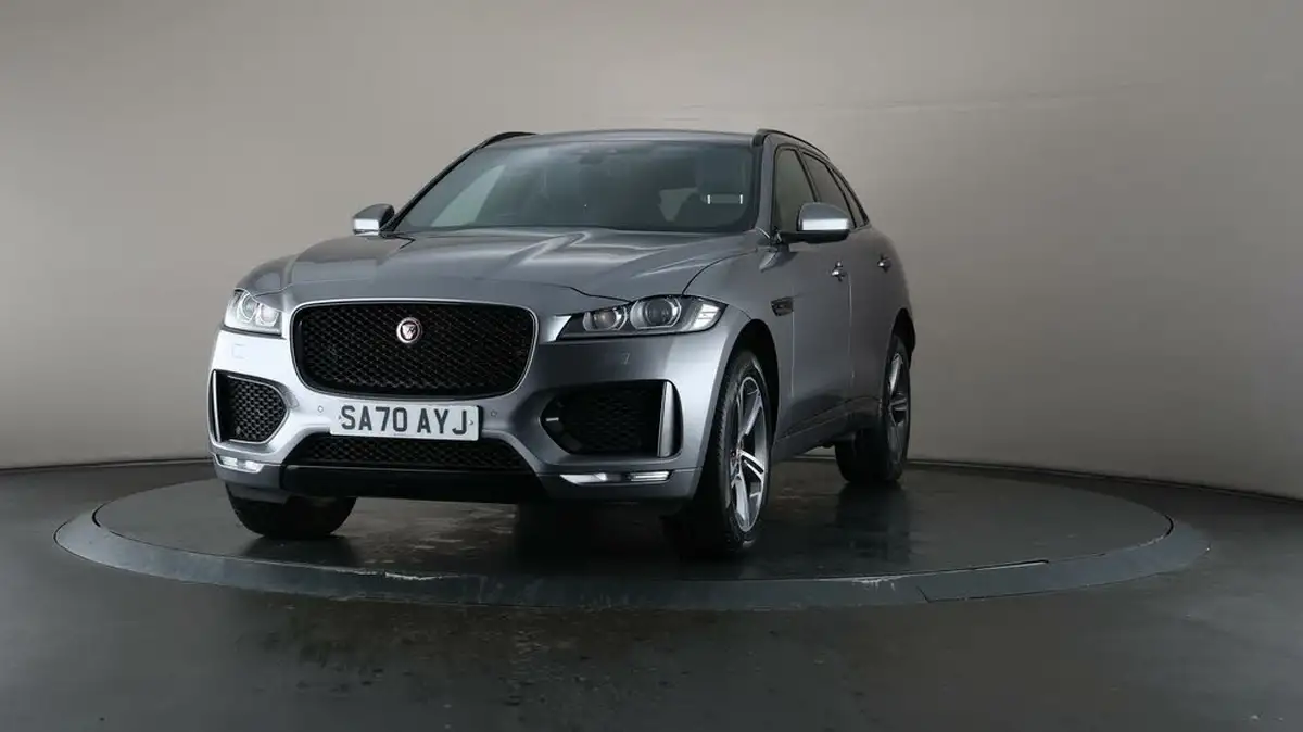 2020-jaguar-f-pace-20-i4d-chequered-flag-180ps-big-46
