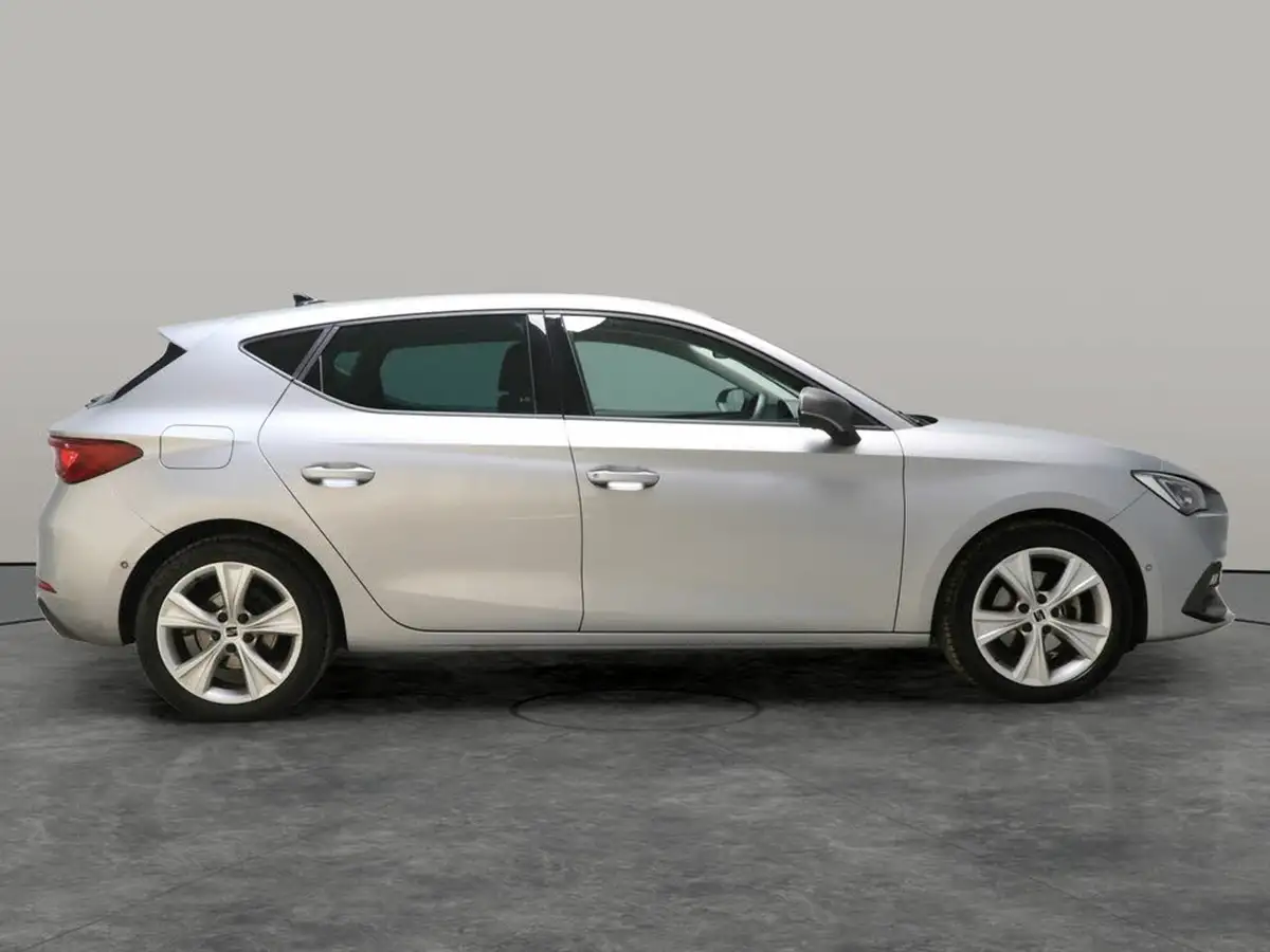 2021-seat-leon-15-tsi-evo-fr-130ps-hatchback-big-5
