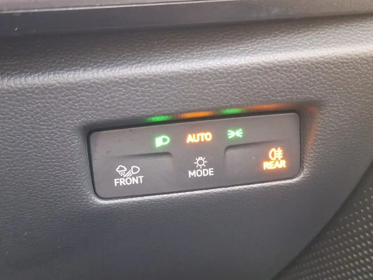 2024-skoda-superb-20tdi-se-l-150ps-scr-estate-dsg-big-14