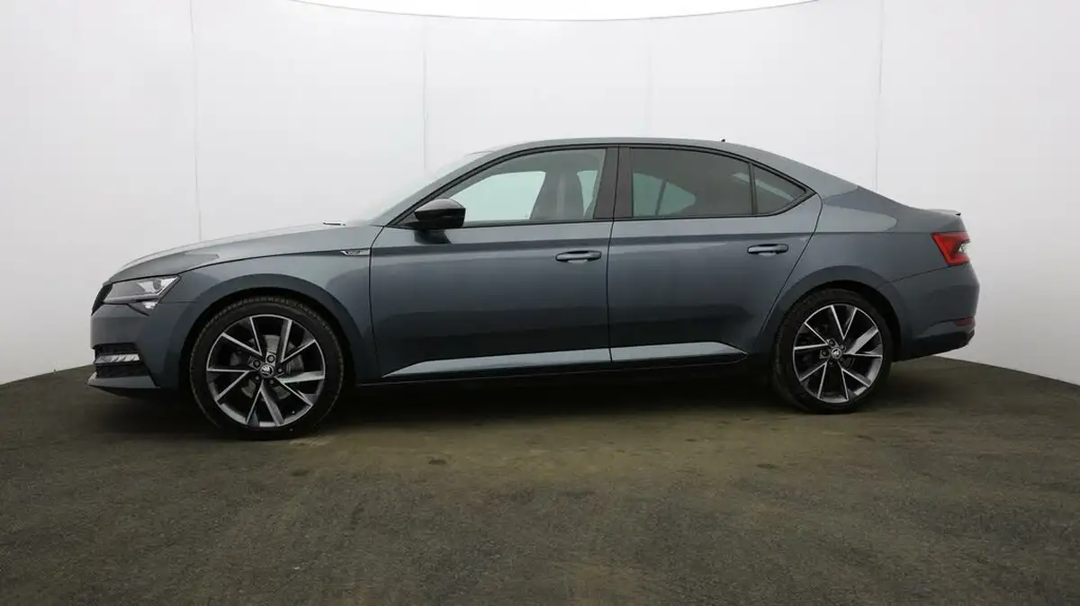2020-skoda-superb-14-tsi-sportline-plus-hatchback-big-26
