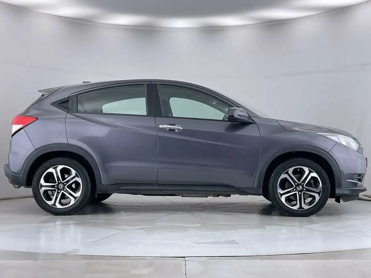 2015-honda-hr-v-15-i-vtec-se-big-14