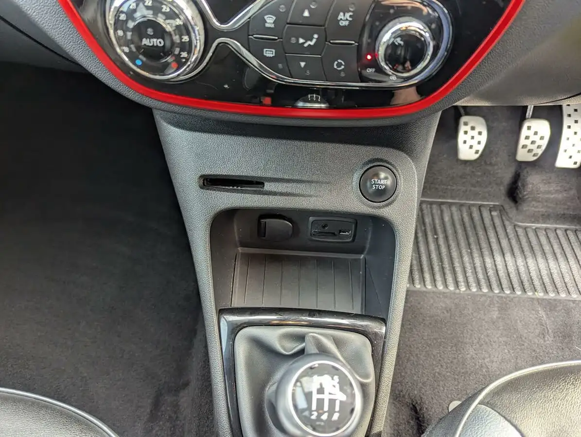 2017-renault-captur-15dci-signature-nav-90bhp-energy-ss-big-30