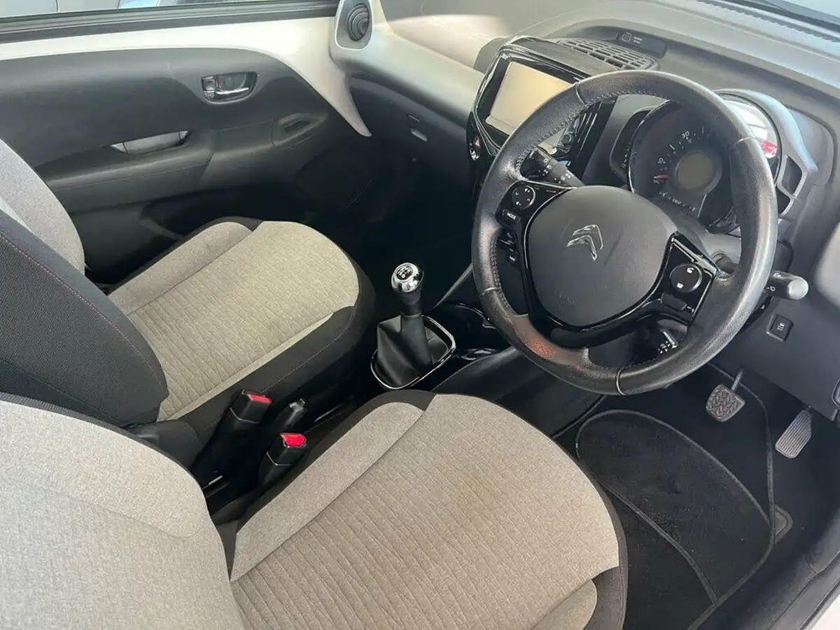 2018-citroen-c1-12-puretech-flair-5d-big-22