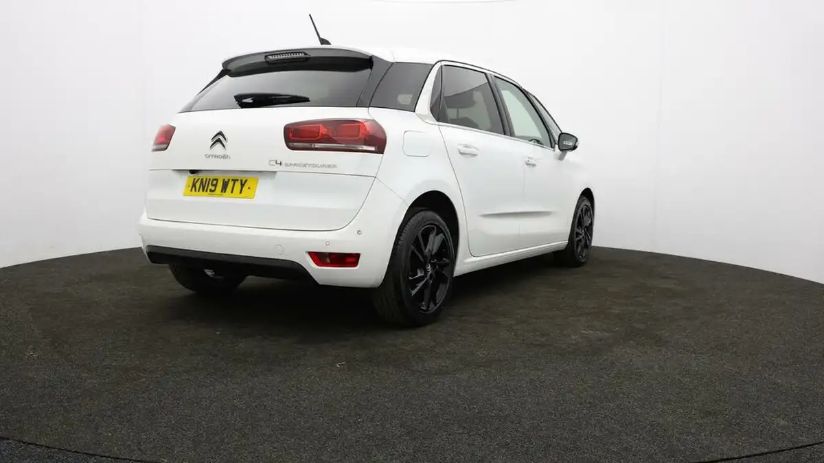 2019-citroen-c4-spacetourer-12-puretech-flair-big-77