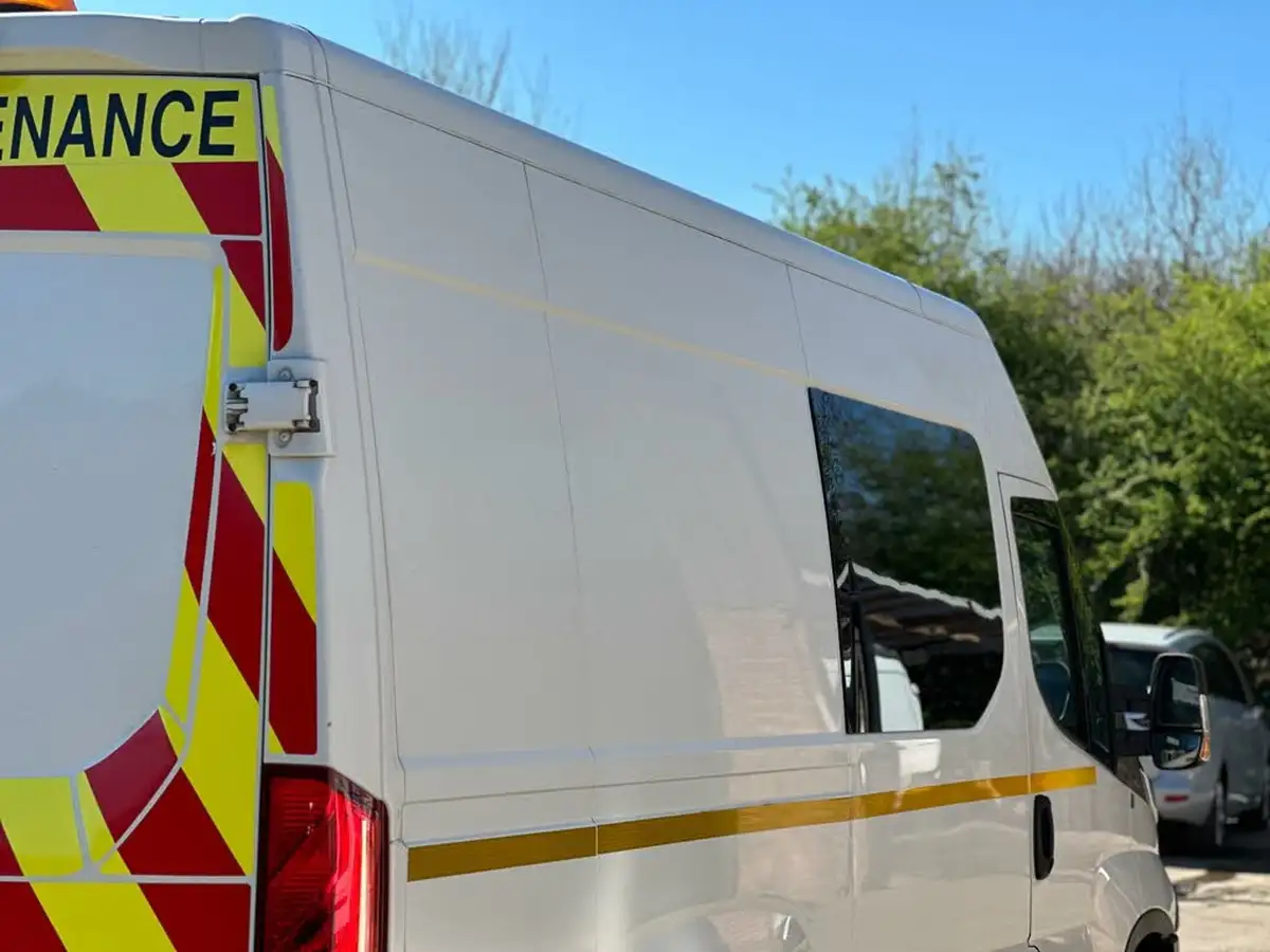 2016-iveco-daily-s-class-23td-35s13v-3000-h1-plus-panel-big-27
