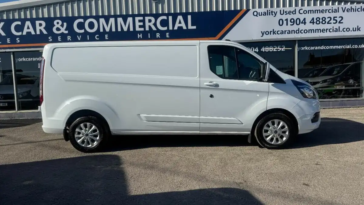 2022-ford-transit-custom-20tdci-340-l1h1-limited-170pseu6dt-auto-big-12