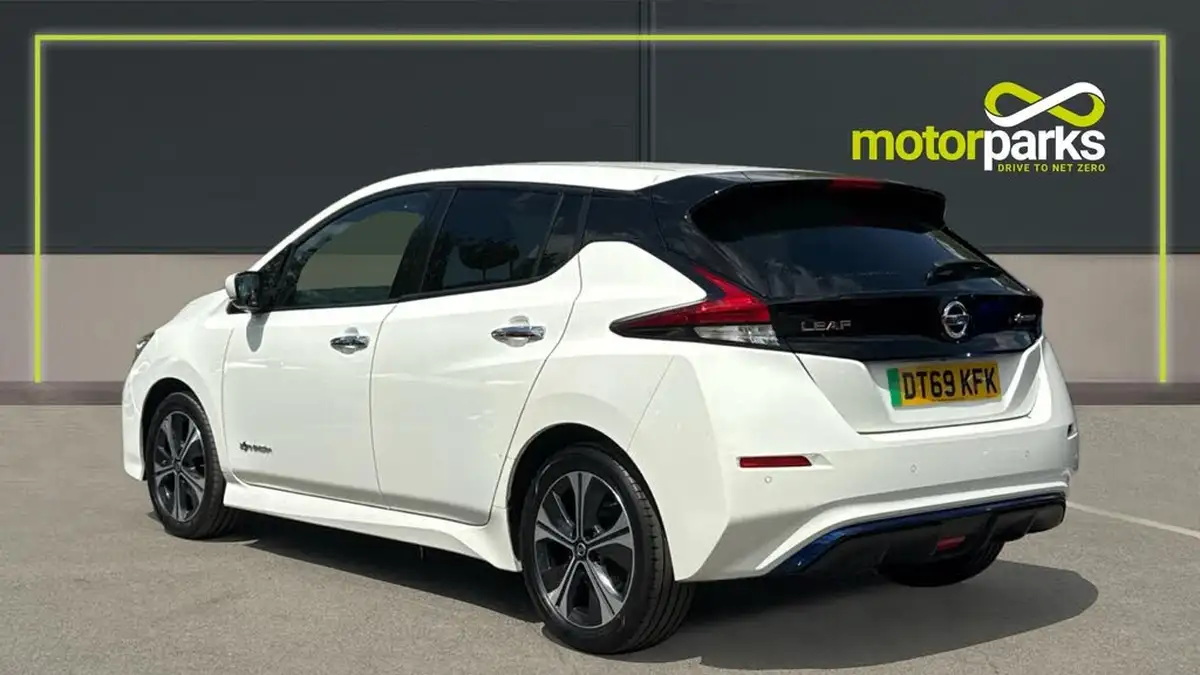 2020-nissan-leaf-e-tekna-big-4