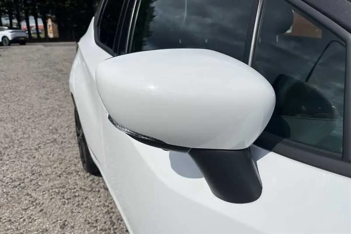 2021-nissan-micra-10-ig-t-tekna-big-33