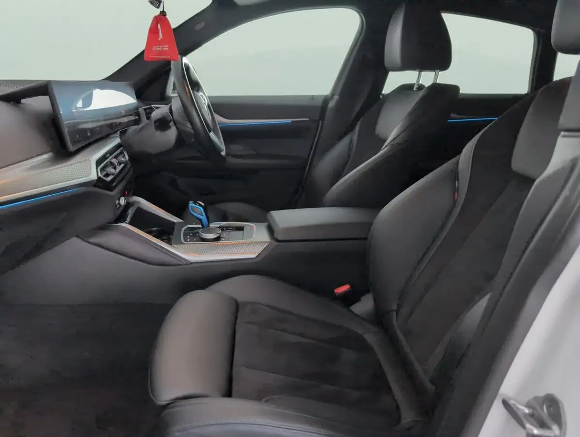 2022-bmw-i4-e-edrive40-m-sport-big-3