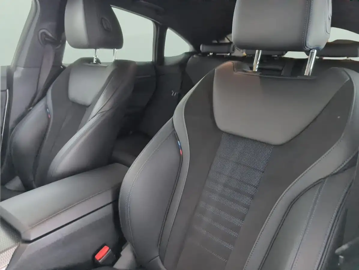 2022-bmw-i4-e-edrive40-m-sport-big-7