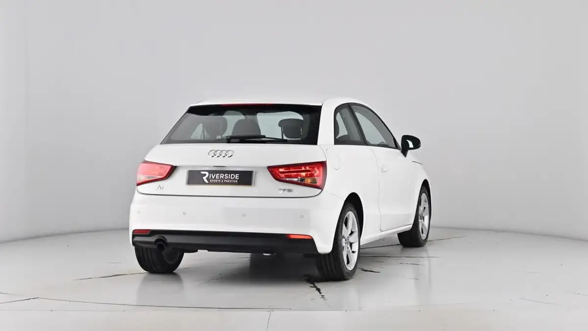 2016-audi-a1-10-tfsi-sport-hatchback-3d-big-65