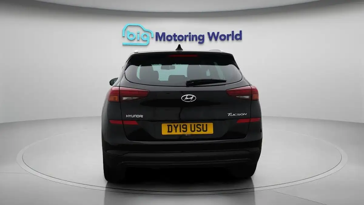 2019-hyundai-tucson-16-gdi-se-nav-big-6