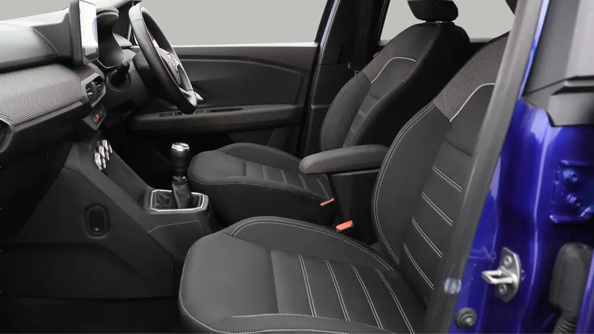 2022-dacia-jogger-10-tce-comfort-big-14