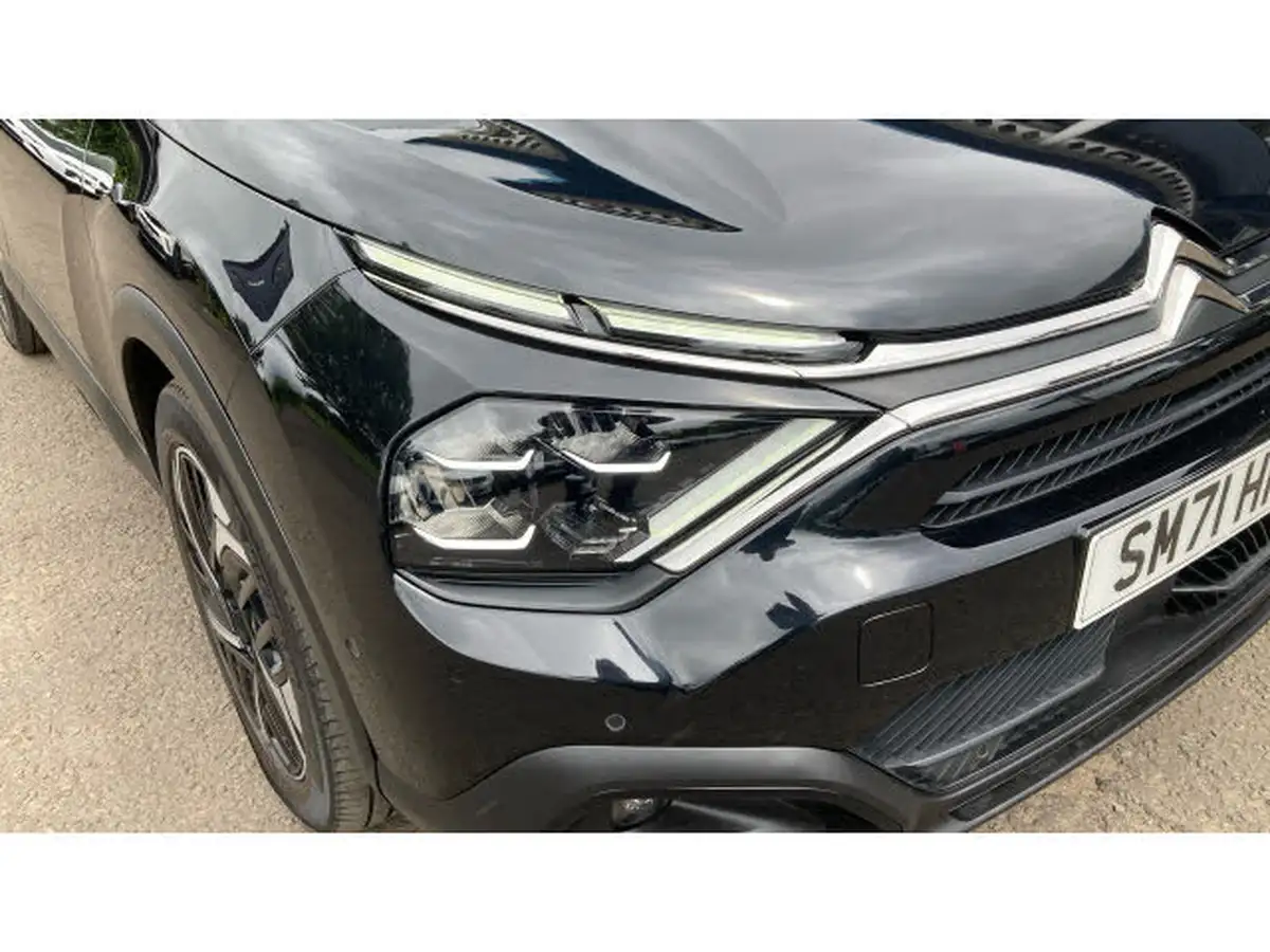 2022-citroen-c4-12-puretech-shine-plus-130ps-big-30