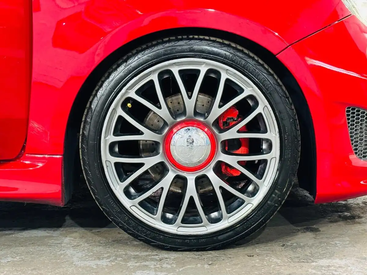 2014-fiat-500-14-abarth-595-turismo-big-25